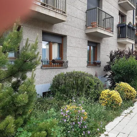Carlos's House, En Tu Casa Daire Puigcerdà